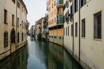 Fototapeta na wymiar Canal, Padua