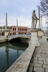 Fototapeta na wymiar Piazza Prato della Valle, Padua