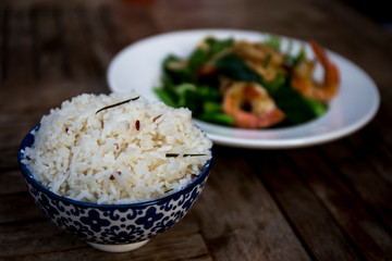 Garlic Prawn and Steam Vegetables with black pepper