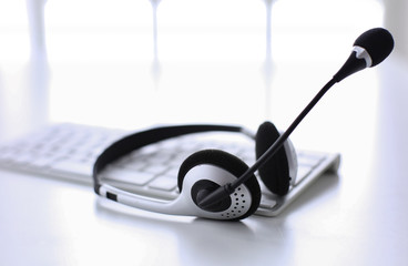 Communication support, call center and customer service help de