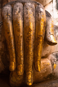 The Wat Si Chum is 13th century temple located in the North zone. Its mondop enshrines the Phra Achana, the largest Buddha image in Sukhothai measuring - Image