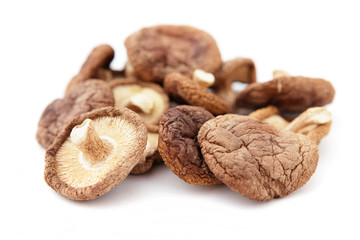 日本産の干し椎茸