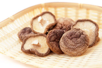 日本産の干し椎茸