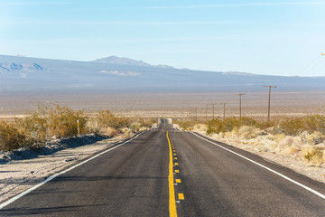 Fototapeta na wymiar Road in the Mojave Desert in California.