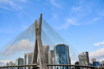 Ponte Octavio Frias de Oliveira (Ponte Estaiada) em Sao Paulo, Brasil