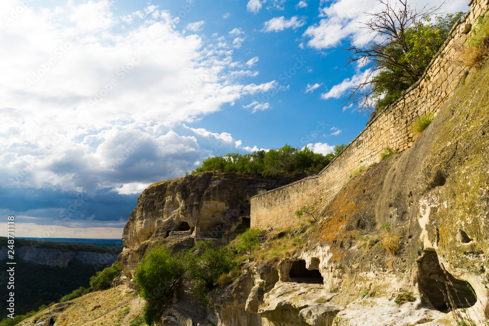 Wall mural Ruins of the ancient cave city of Chufut Kale