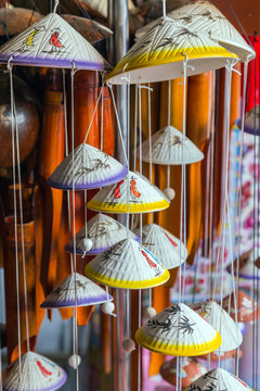 Wind chimes Asian cone hat