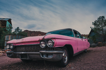 Obraz na płótnie Canvas Old Pink Car