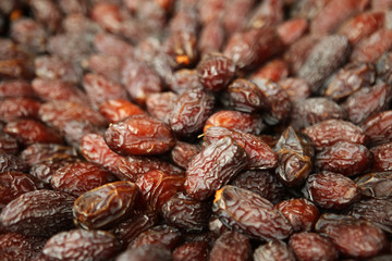 Raisins background