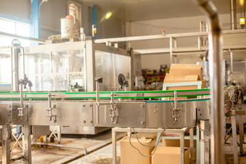 Brewing mechanisms consisting of pipes and gauges