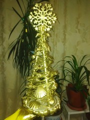 Елка фантазерка