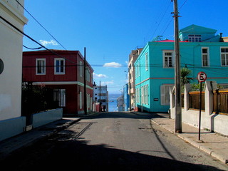 Fototapeta na wymiar Valparaiso. Colorful city of Chile