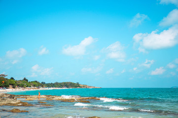 Obraz premium One of beach in Eastern Thailand is full of rock 