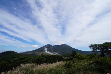 Fototapeta premium chmury nad górami