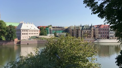 Panorama of Wroc?aw. River Odra flowing through the old city.
