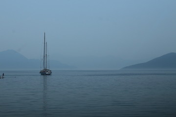 Fototapeta premium sailing boat on the beach of Athens