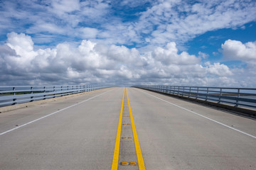 Fototapeta premium Highway to the sky