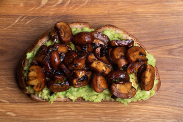 Wholewheat toast on sutting board