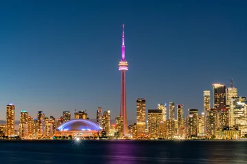 Foto op Plexiglas Sunset skyline of the Toronto city skyline with CN Tower © Kit Leong