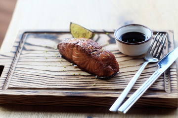  fish with sauce on a plate