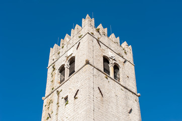 Fototapeta na wymiar Glockenturm der Stephanskirche in Motovun in Kroatien