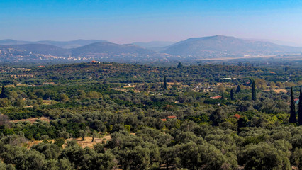 Fototapeta na wymiar Panoramablick in die Landschaft auf Dörfer auf Samos