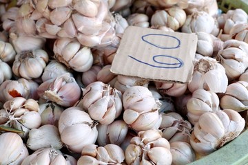 garlic at the market