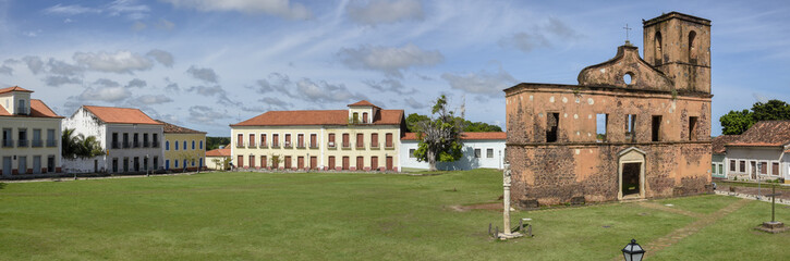 Obraz premium Matriz Church ruins in the historic city of Alcantara, Brazil