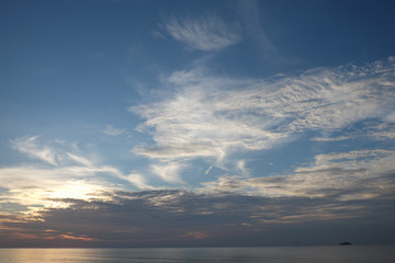 Fototapeta premium blue sky and clouds nature background