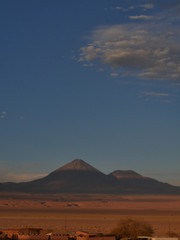 Fototapeta na wymiar Volcano Licancabur, Atacama