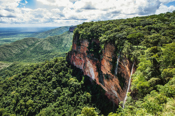Morro dos Ventos Parque Nacional da Chapada dos Guimarães/MT