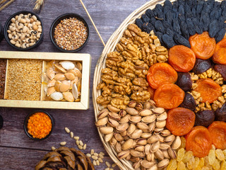 Natural cereal grain food consisted of pistachio, almond, cedar pistachios nuts, buckwheat, pumpkin seeds, flaxseeds, sesame,wheat cereal, beans, lentils carbohydrate food