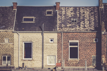 maison de rue typique en Wallonie