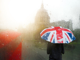 londres angleterre pluie météo drapeau parapluie brexit temps cliché mauvais temps climat week...
