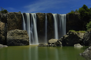 natural waterfall in vietnam