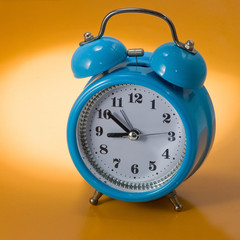 image of alarm clock close up