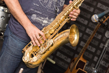 Naklejka premium instrumentos musicais jazz