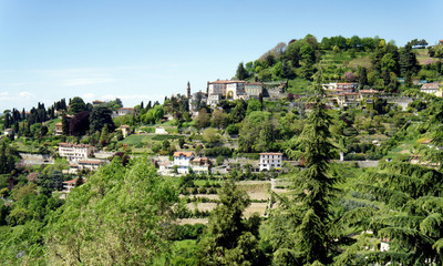 Fototapeta na wymiar Spring in Italy. The blossoming hills of Bergamo.