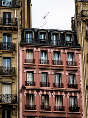 old houses in paris