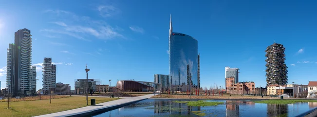 Foto auf Acrylglas Milaan 11.02.2019 Mailand, Italien: Skyline von Mailand, Blick auf den neuen Stadtpark, die Baumbibliothek