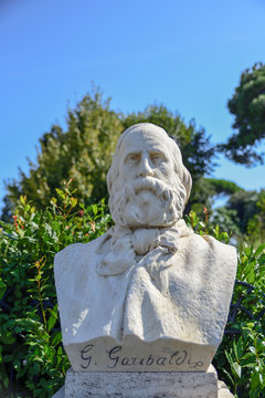 Giuseppe Garibaldi general and Italian leader, sculptural representation