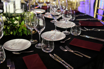 Details with a luxurious table in a fancy restaurant