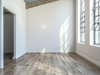 Leere helle Wohnung mit Holzelementen