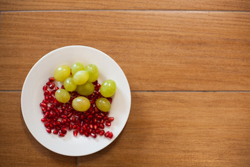 Grapes and pomegranate seeds