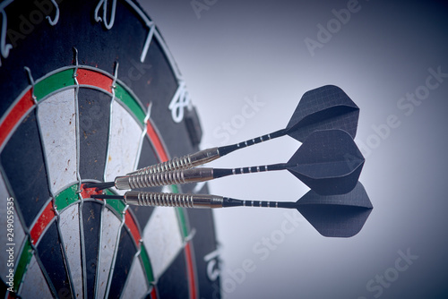 Darts 3 Darts In Triple Wall Mural Wallpaper Murals Wallsheaven Juri