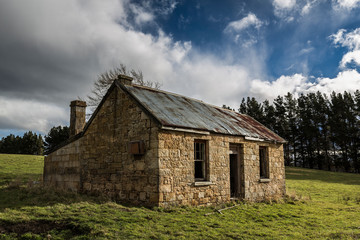Fototapeta na wymiar Abandoned stone cottage, Tasmania
