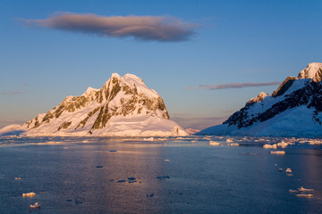 Midnight sun in the Lamaire Channel - Antarctica
