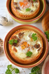 Baked egg in bun