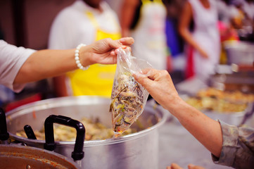 Distribute free food to the poor - share food for the hungry