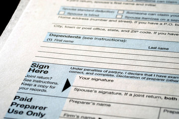 Naklejka premium Individual Income Taxes 1040 Form